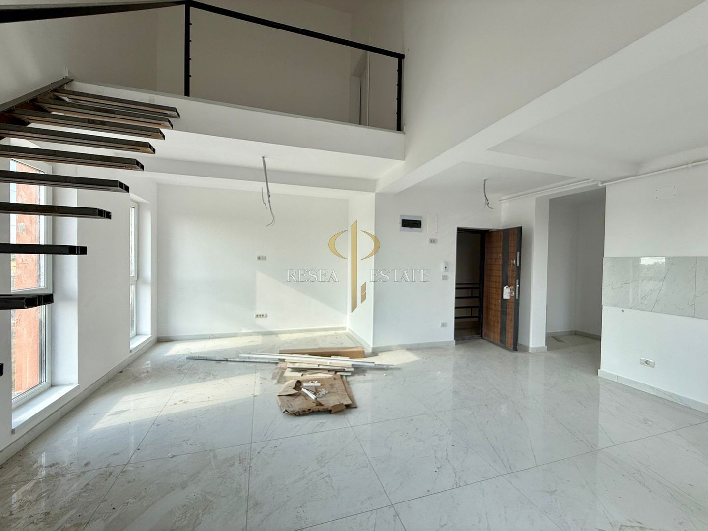 Apartament 3 camere- 83 mp utili+terasa+loc parcare - Poză 1