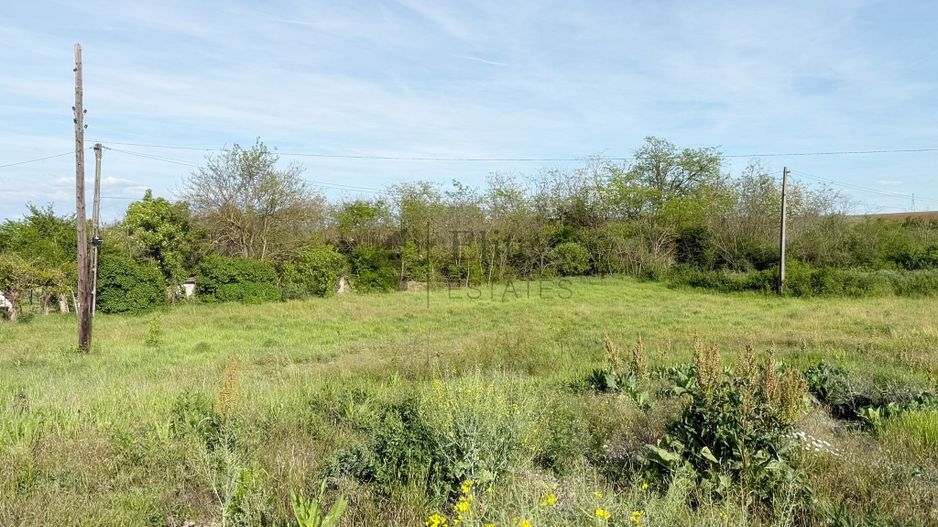 Teren intravilan 5680 mp la E671 / DN in Les, Bihor - Poză 5