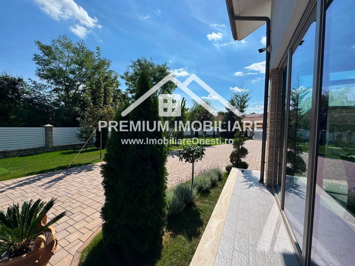 PROPRIETATE DEOSEBITĂ | 1.600 MP TEREN | 495 MP CASĂ | GARAJ 116 MP - Poză 8