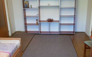 Vanzare Apartament 3 camere, 63 mp, etaj 1, mobilat si utilat – Drumul Taberei - Poză 1