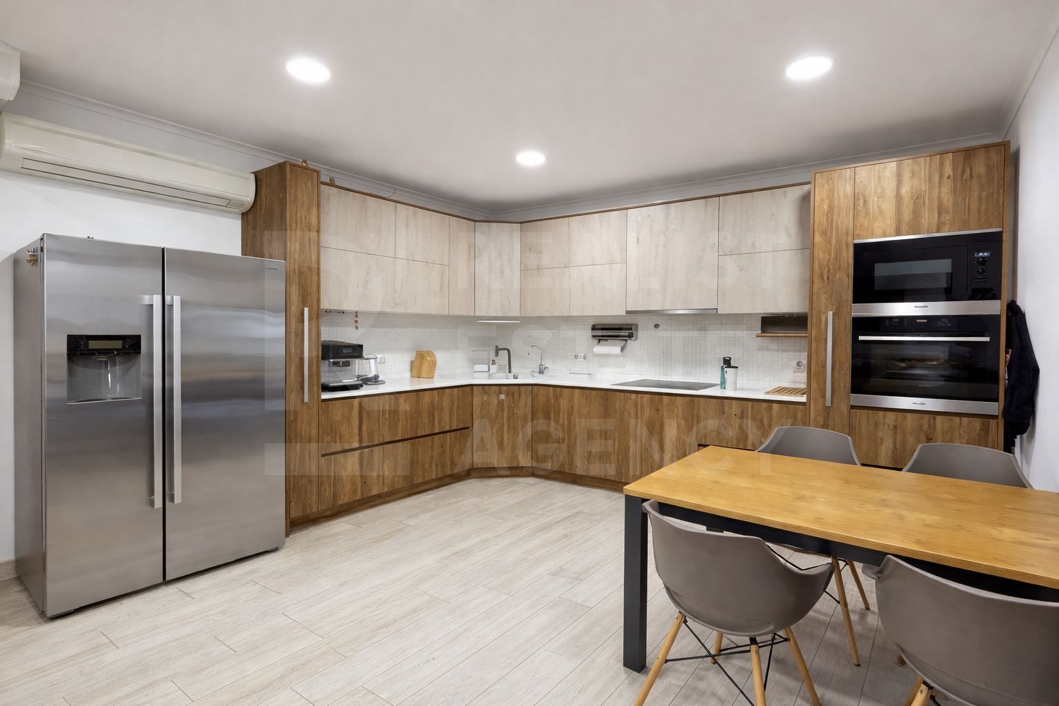 Townhouse in 3 nivele, 4 camere, str. Bucovinei, Ciocana. - Poză 1