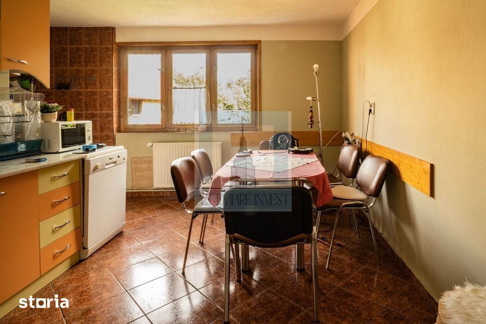 Casă/Vila de vânzare/ zona Sacele - Poză 10