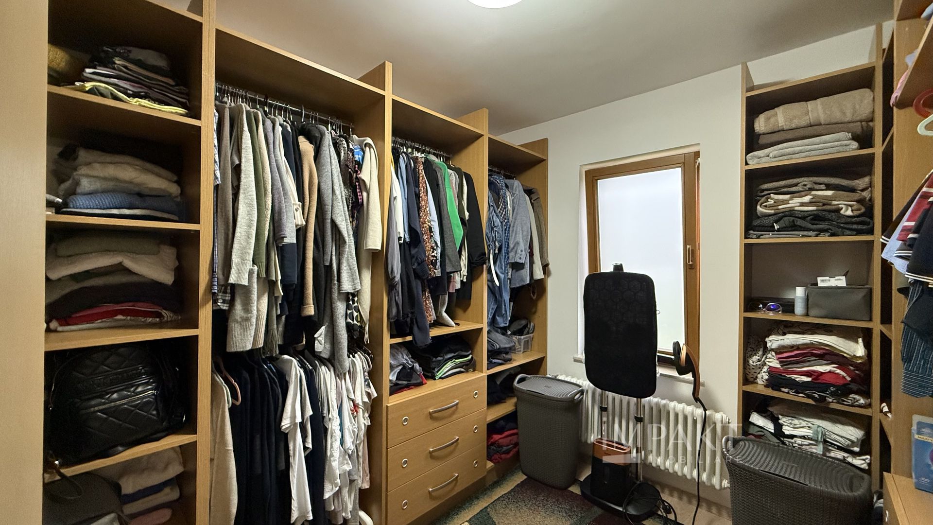 Casa deosebita 6 camere Faget cu teren generos de 1100 m2 - Poză 21