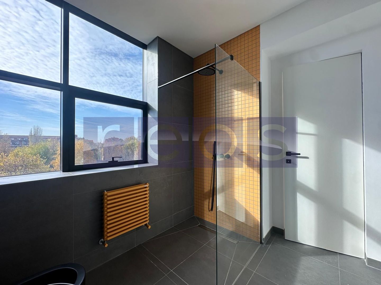 DE VANZARE PENTHOUSE 200MP | 4 CAMERE | DESIGN DEOSEBIT | FINISAJE LUX - Poză 18