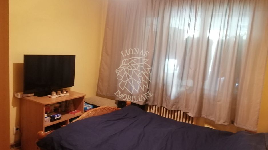 Apartament 3 camere 80 mp-balcon 6 mp-parcare-Zona Independentei - Poză 3