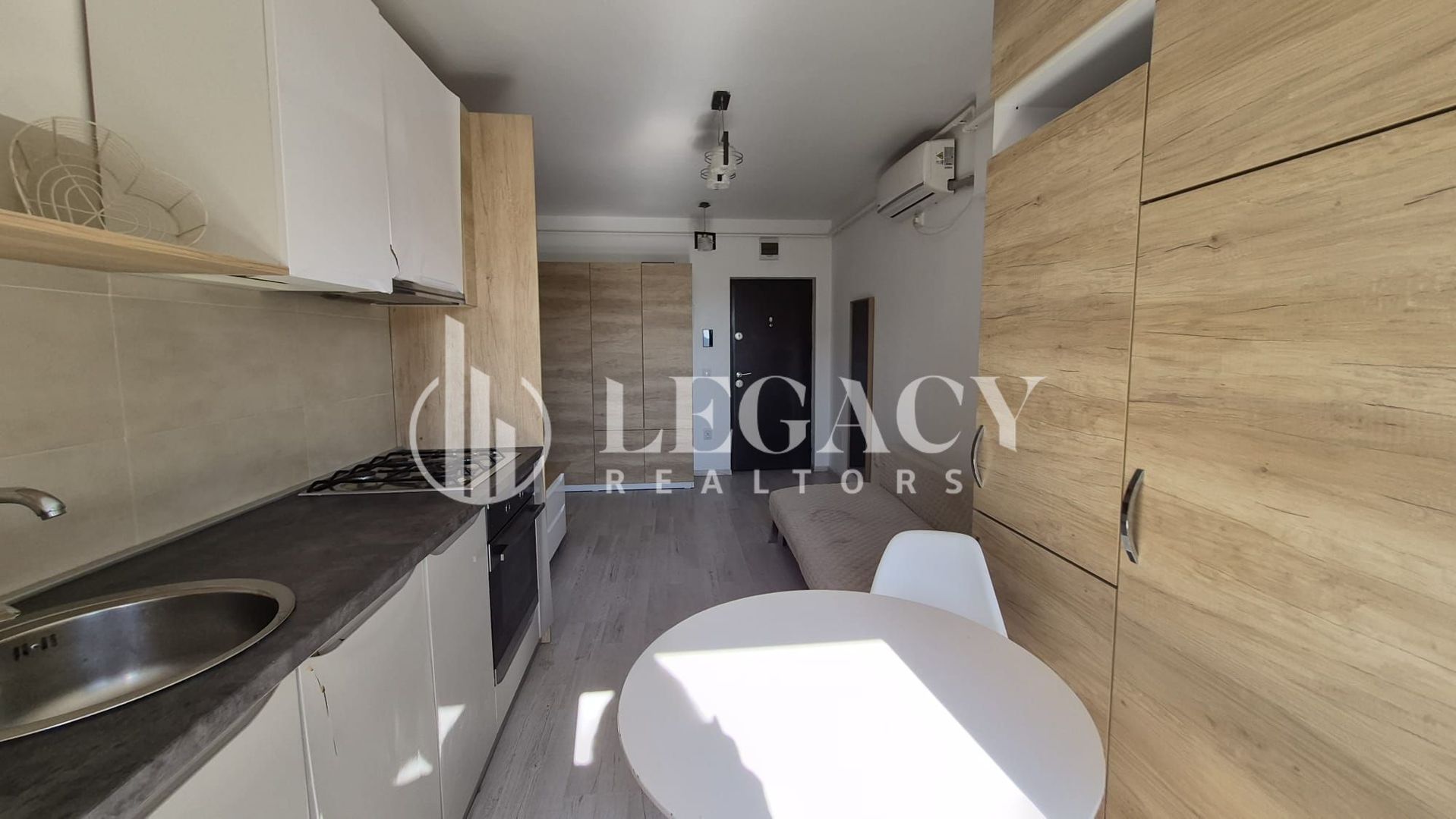 Apartament 2 camere + terasă 10 mp | Ultracentral lângă Palas - Poză 3