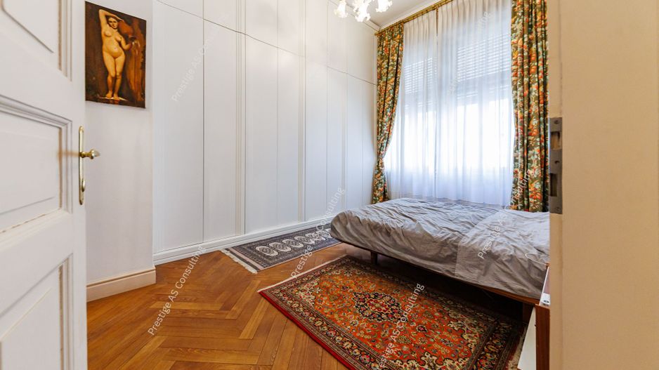 Resedinta patrimoniala de 222 mp | Piata Victoriei | Cladire istorica-Lift - Poză 18