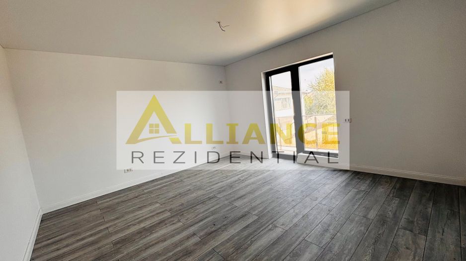 Casă premium de vânzare în zona Miorița - Poză 12