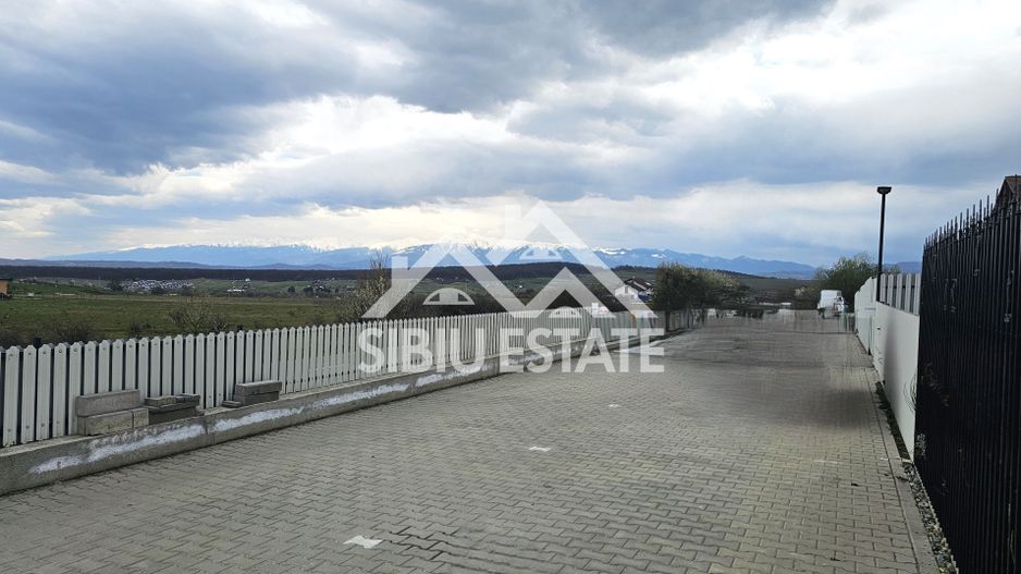 Casa la pret de apartament, 5 camere Sibiu Calea Cisnadiei - Poză 14