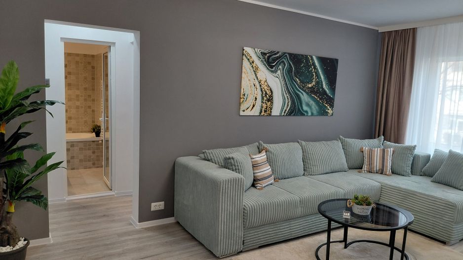 🏡  Apartament 3 camere – Micro 16,  etaj 2, (în spate la complex  Siret) - Poză 5