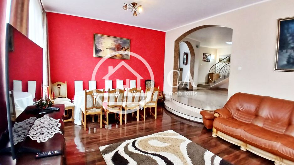 Casă cu 7 camere de închiriat în zona Gheorghe Doja, Oradea - Poză 2