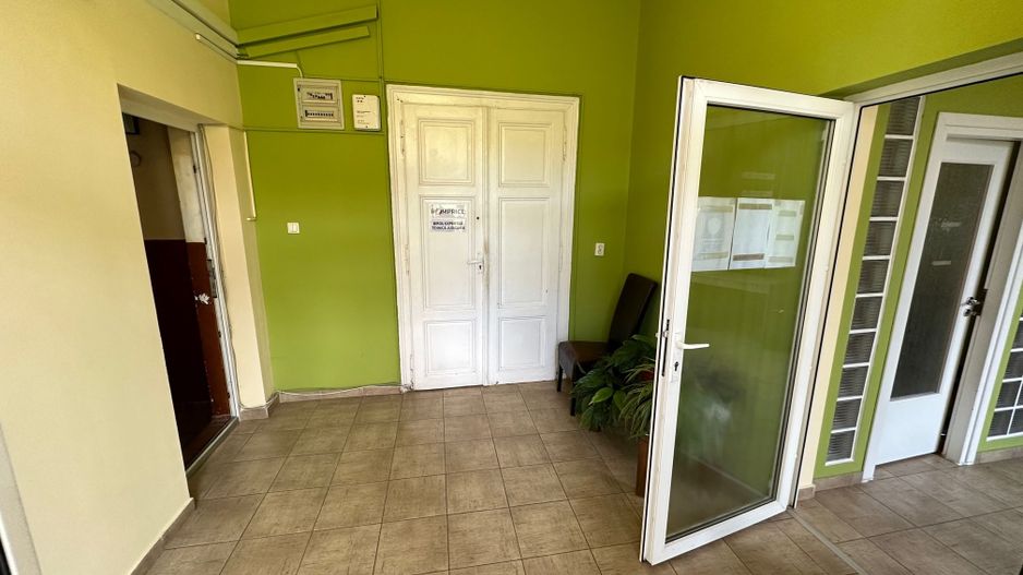 Ultracentral  format din 2 apartamente cu CF separat - Poză 11