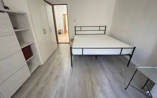 Casă la curte comuna în zona Balcescu - Poză 14