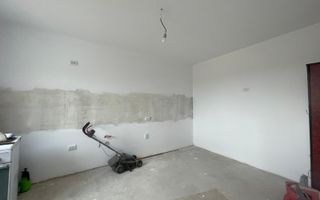 Duplex 5 camere - pozitie excelenta - Mosnita Noua - Poză 3