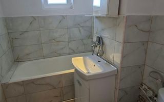 Inchiriere Garsoniera moderna Gavana 2, centrala proprie - Poză 4