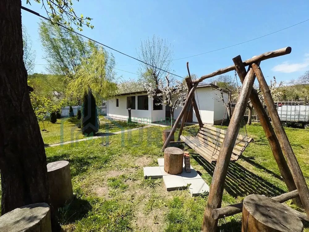 Casă de vânzare în Comuna Moșna, Județul Iași - Poză 6