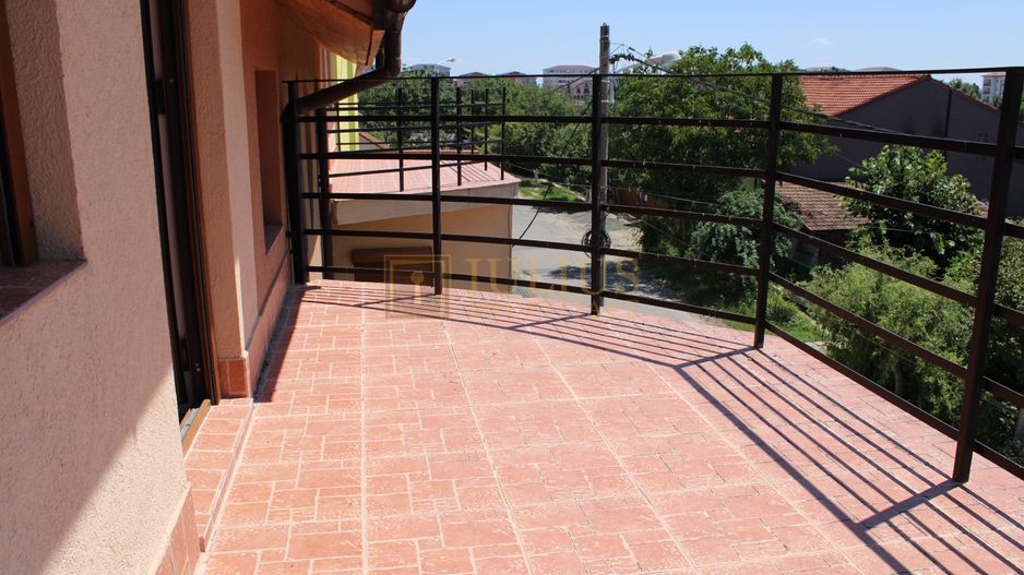 Casa in Duplex, zona Girocului, P+E+M, centrala proprie, garaj, 3 balcoane,3bai! - Poză 27