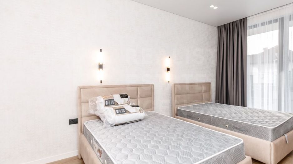 Chirie, casă, 5 camere, str. Petru Movilă, Dumbrava - Poză 19