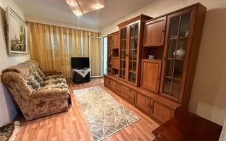 ✨De închiriat 3 camere, Micro 14, 300 Euro/luna - Poză 2