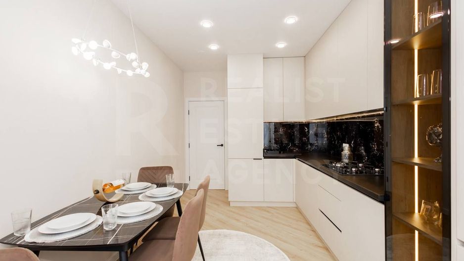 Vânzare, apartament, 3 camere, str. Alexandru cel Bun , Ialoveni - Poză 3