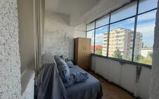 Apartament 3 camere decomandat cu 2 băi în Calea București - Poză 12