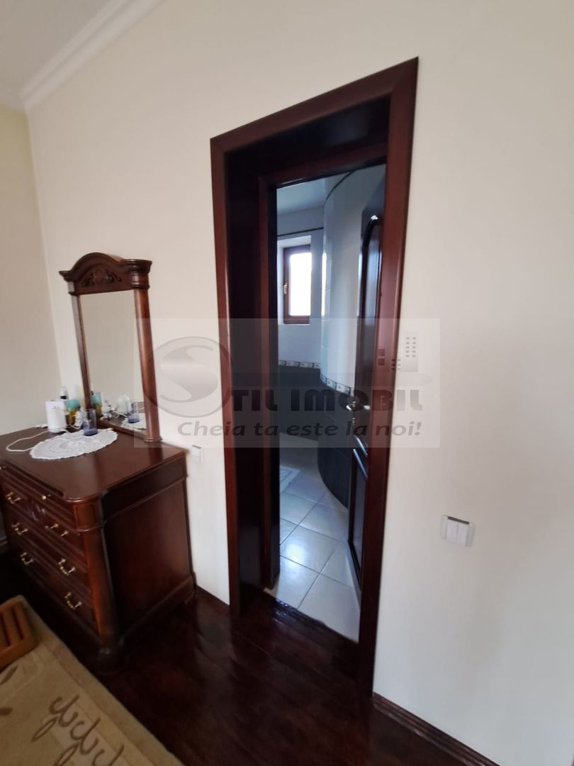 Casa/Vila de Inchiriat COPOU - 3000 euro - Poză 16