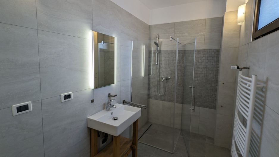 Vila cu design italian intalneste echipamentele germane - Poză 23