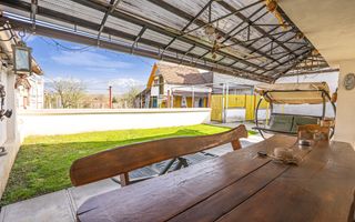 Casa individuala cu teren mare, vedere spre munti,  Avrig,  jud. Sibiu - Poză 12