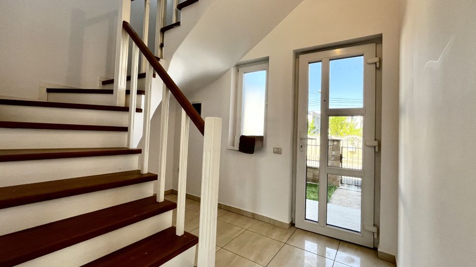 Duplex spațios și luminos | Giroc | Ideal locuință/ birou / grădiniță - Poză 12