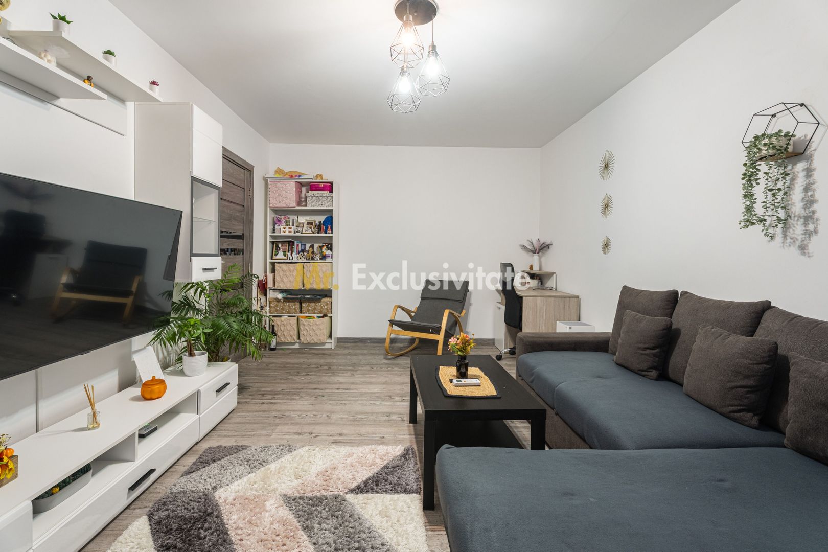 2 camere decomandat, renovat , etaj 3/4 – Drumul Taberei,Romancierilor - Poză 2