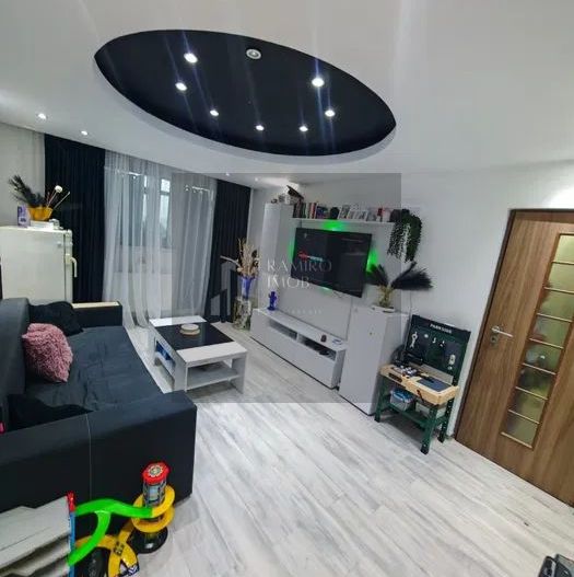 OCAZIE APARTAMENT 3 CAMERE DECOMANDAT UIOARA/BRANCOVEANU - Poză 3
