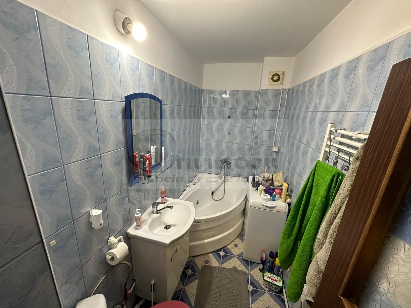 Gara – 56 mp, 2 camere decomandat, etaj 6/8 – 120.000 € - Poză 7