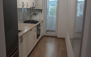 Apartament cu 3 camere, renovat, Manastur, etaj 4/10,zona Big ! - Poză 2