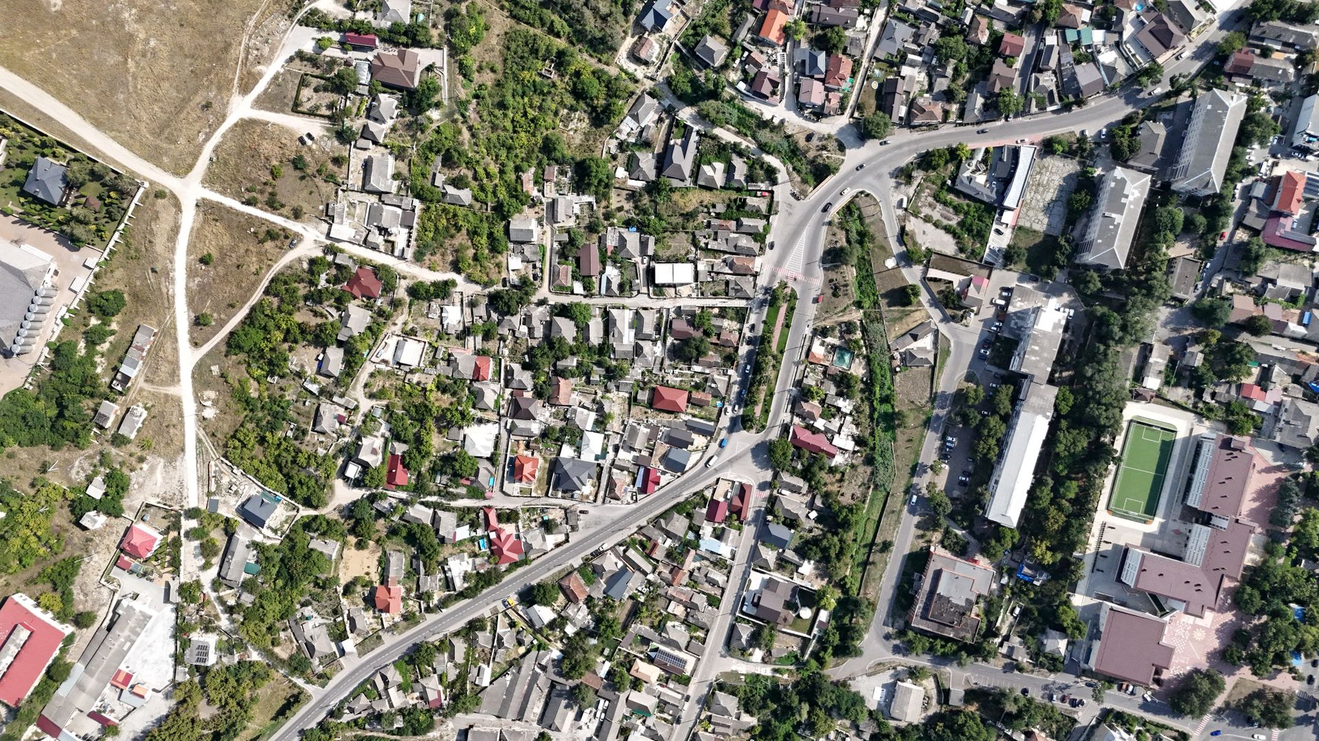 🏡 Teren pentru construcții în centrul orașului Orhei – Strada Eliberării 90 - Poză 7