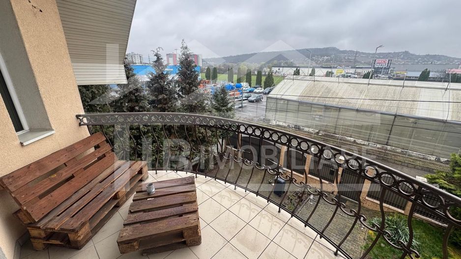 Vila cu 6 camere, 420mp,  teren 720mp, parcari, Zona Shopping City - Poză 31