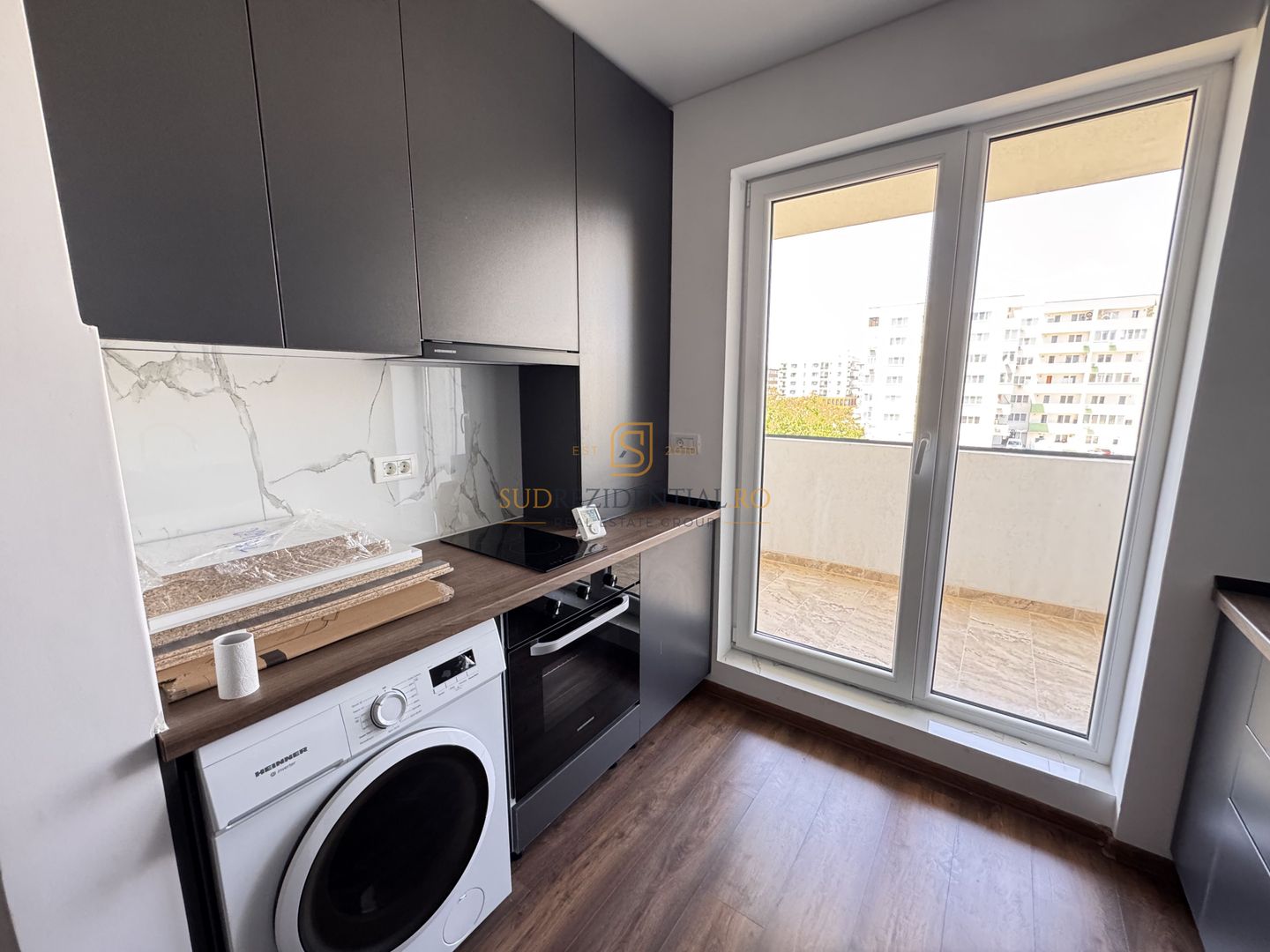 Apartament 2 camere mobilat, prima inchiriere, parcare subterana. - Poză 5