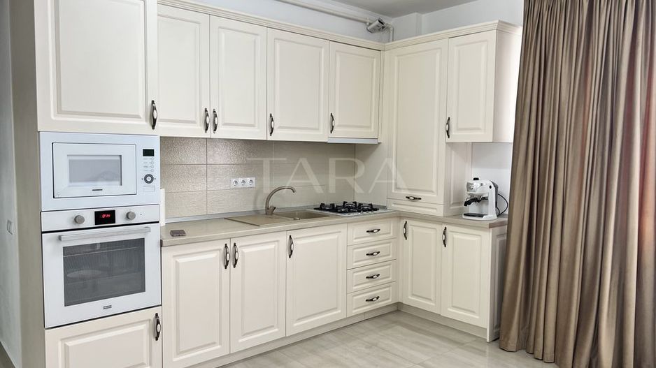 Apartament modern 3 camere Floresti, zona Terra - Poză 1