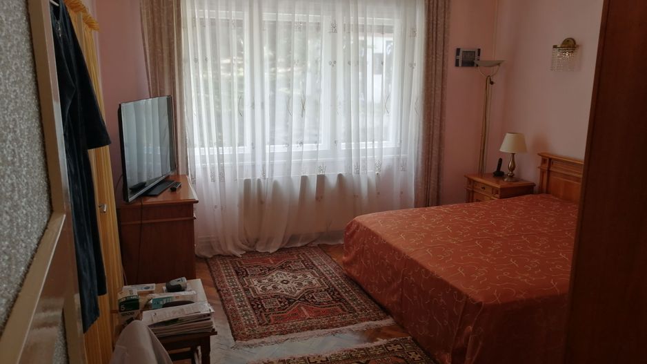 Casa in zona Sirul Livezii - Roata Norocului - Poză 6
