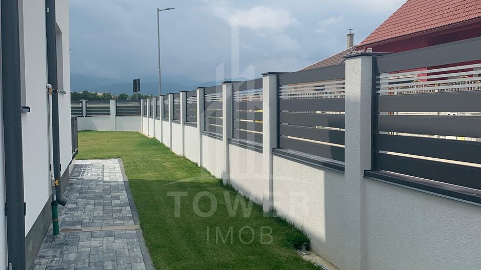 Casă de vânzare cu 4 camere | Loc. Cristian - Poză 3