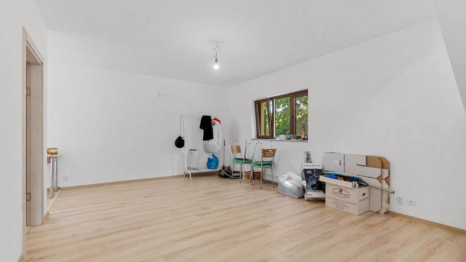 Snagov, Vilă elegantă, P+1+Pod, lot teren 500 mp, comision 0% - Poză 8