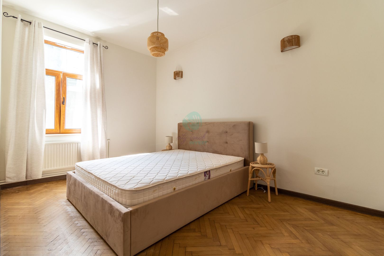 Vila interbelica AIRBNB "la cheie" - Poză 3
