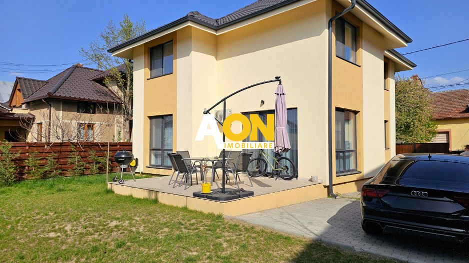 Casa individuala, 4 camere,  405 mp teren, mobilata, utilata, Centru - Poză 1