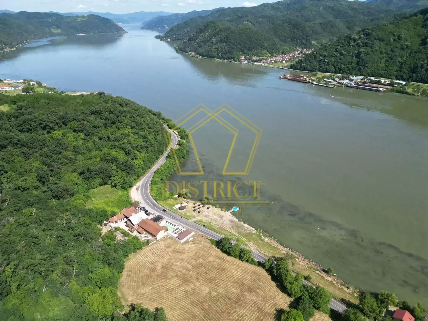 Teren intravilan cu iesire la Dunare | Clisura Dunarii - Poză 4