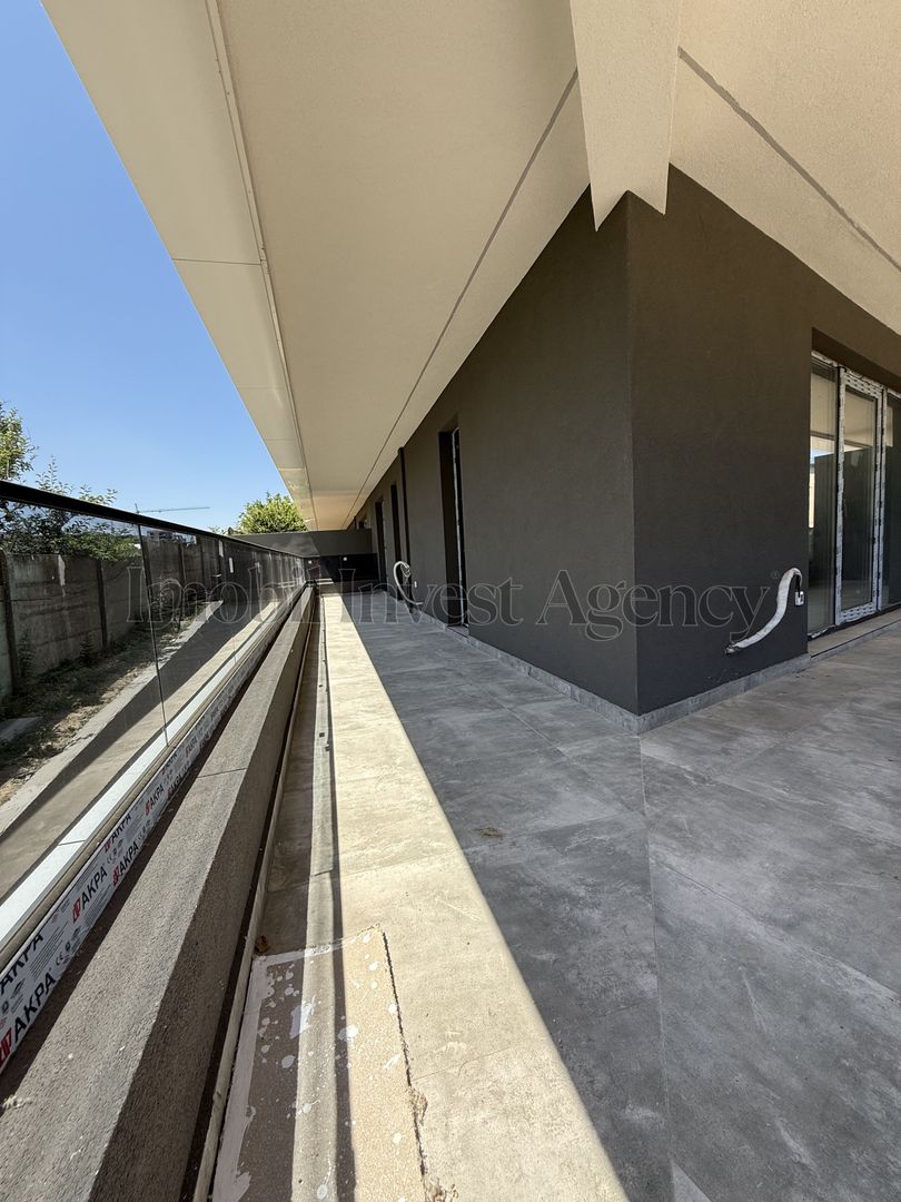 Apartament 3 camere de vanzare Pipera in bloc cu vedere la lac - Poză 12