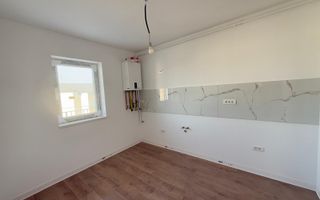 Decomandat. Spatios. Loc de parcare. - Poză 2