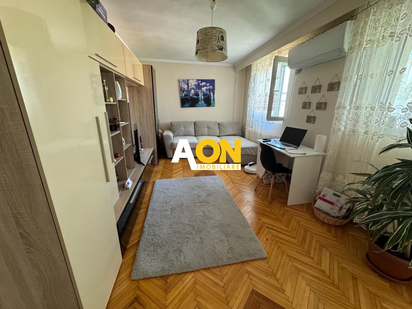 De vanzare apartament 3 camere, Cetate, zona B-dul Transilvaniei - Poză 2