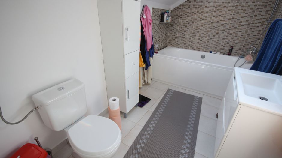 Casa individuala cu garaj - Poză 13