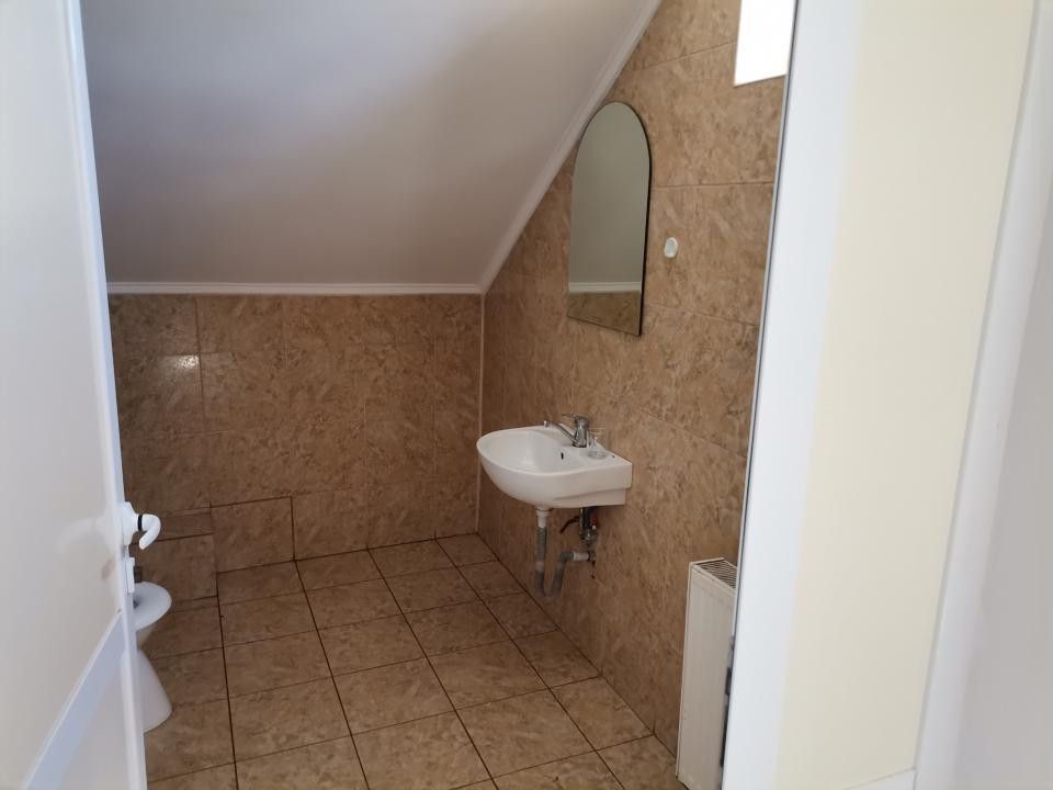 Inchiriere spatiu 140 mp, Targul din Vale - Poză 4