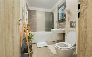 Apartament superb 2 camere + parcare Urban Coresi - Poză 7