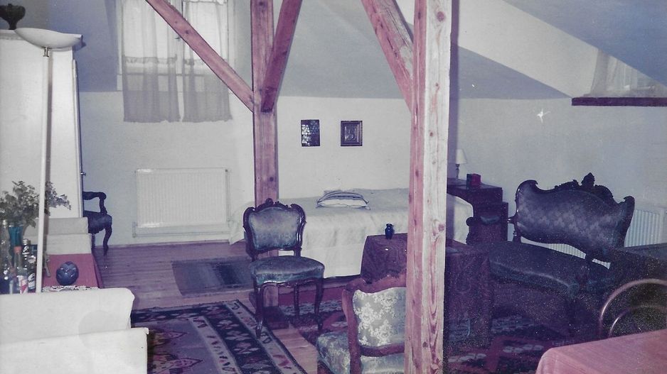 URGENT!, VILA SINGUR CURTE, POZITIE PE COLT, GARAJ, NEGOCIABIL - Poză 3